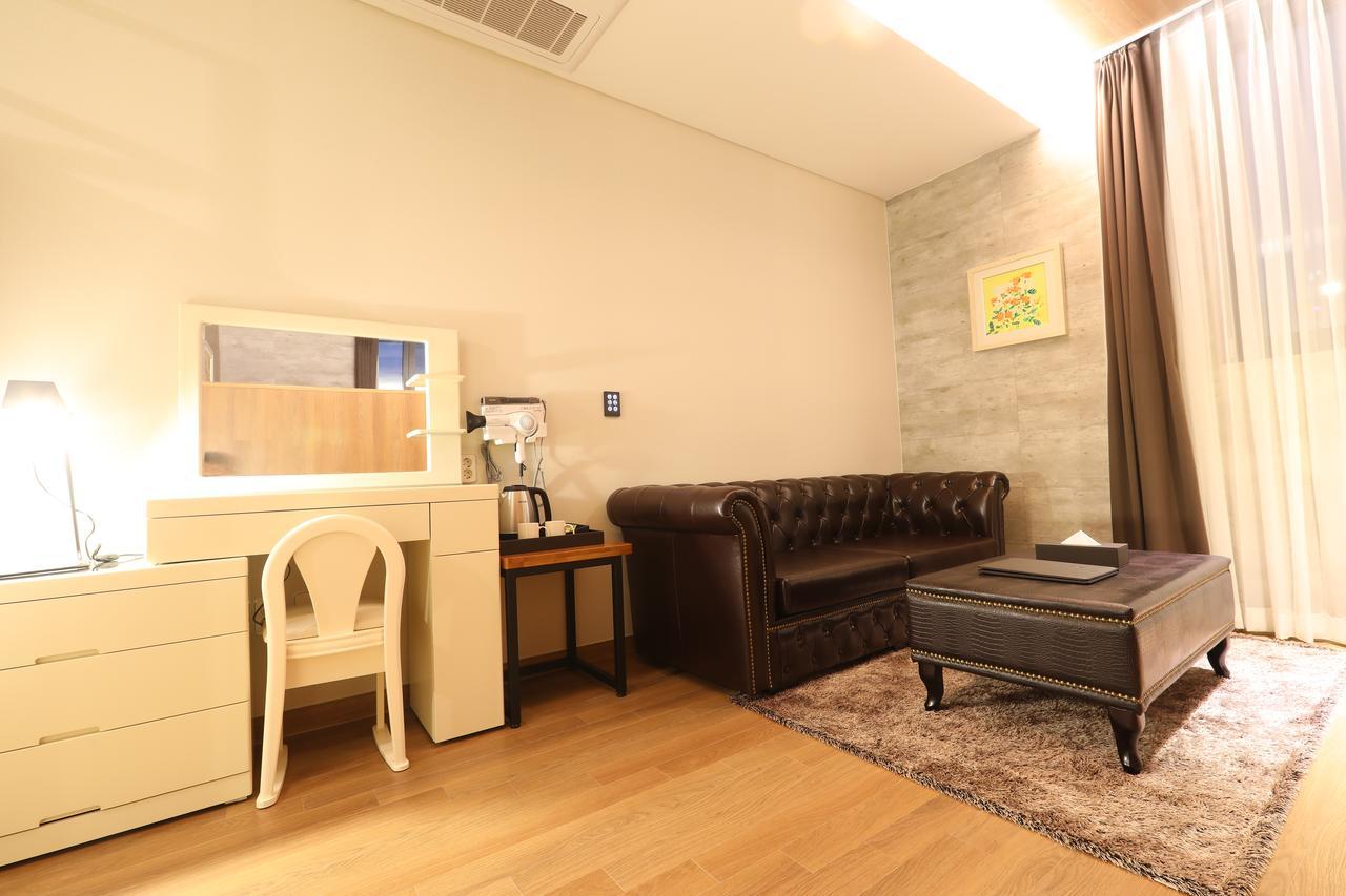 Rest Hotel Gimpo Extérieur photo